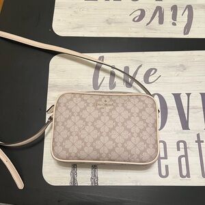 Kate Spade - Spade Flower Camera Bag